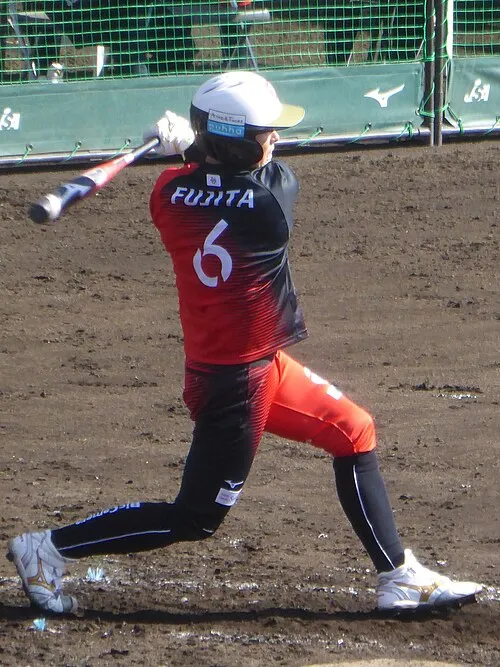 1990年 - 藤田倭、ソフトボール選手