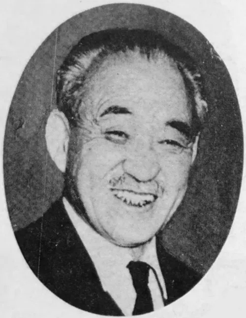 1893年 - 鈴木茂三郎、政治家（+ 1970年）