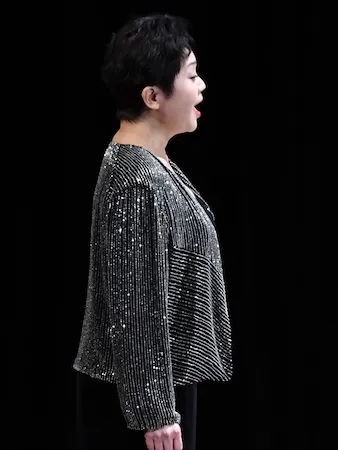 1952年 - 鮫島有美子、声楽家