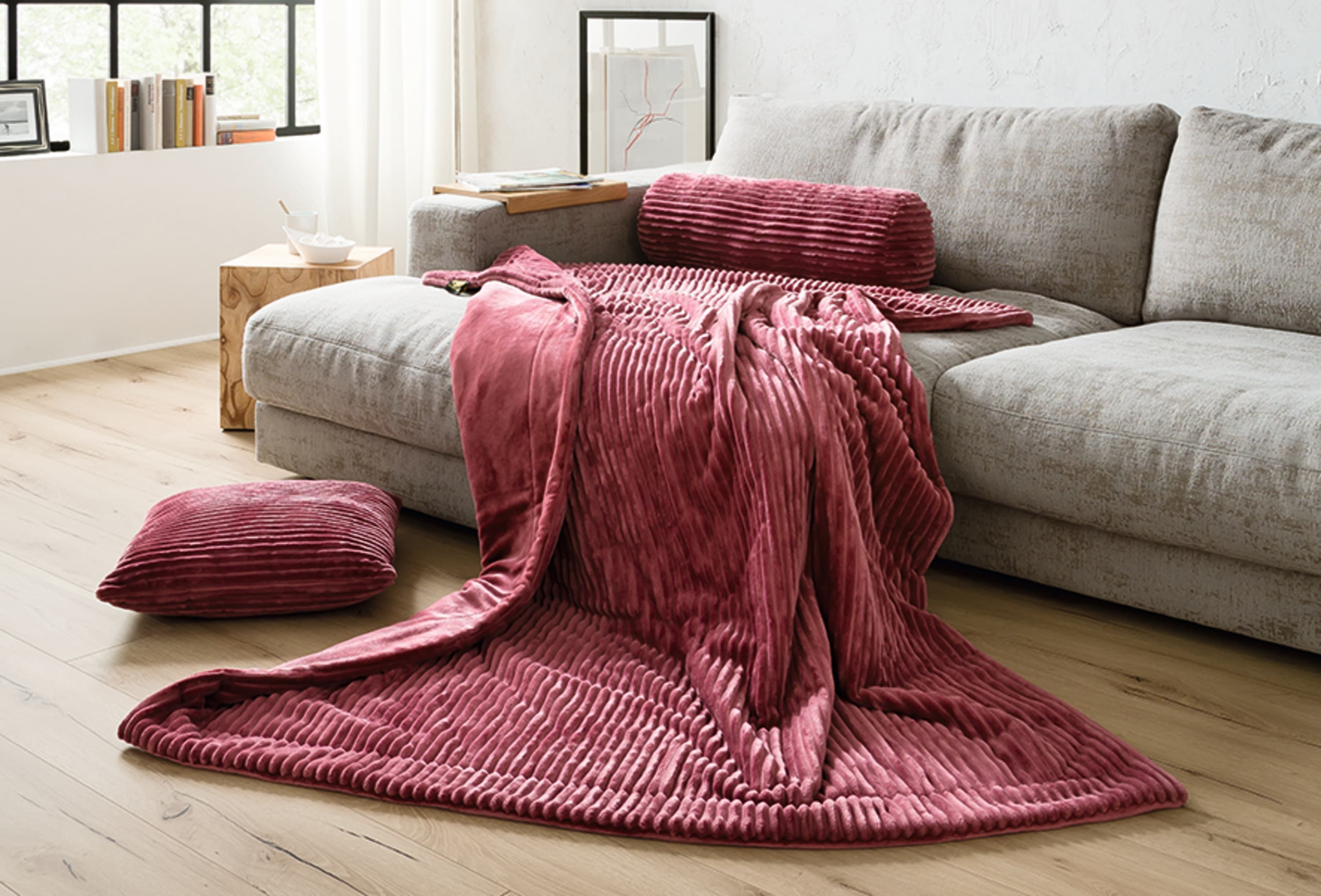 Kuscheldecken Cord Optik 150x200 beere