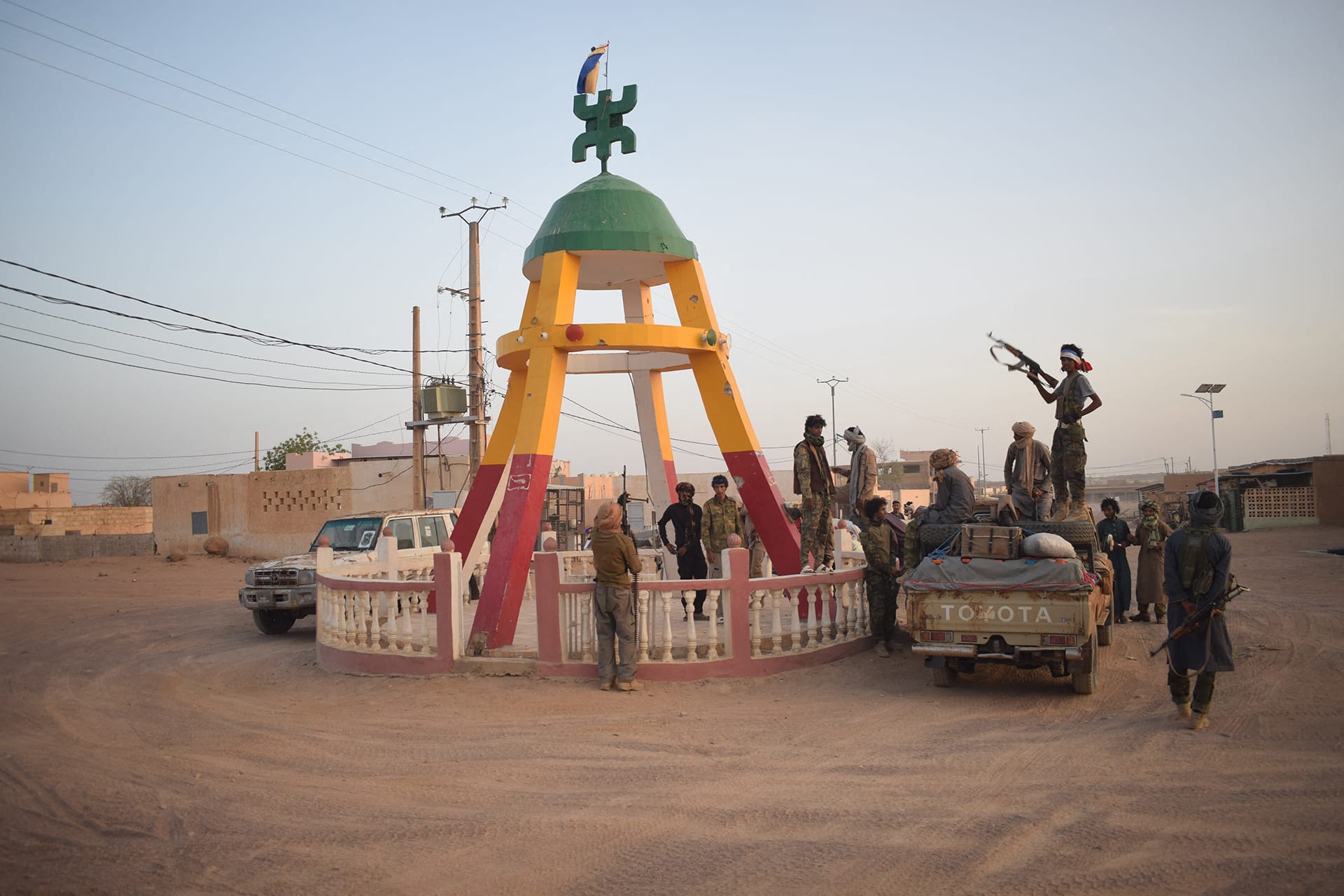 Mali Security Crisis Deepens as Rebel Factions and Militants Form New Alliance