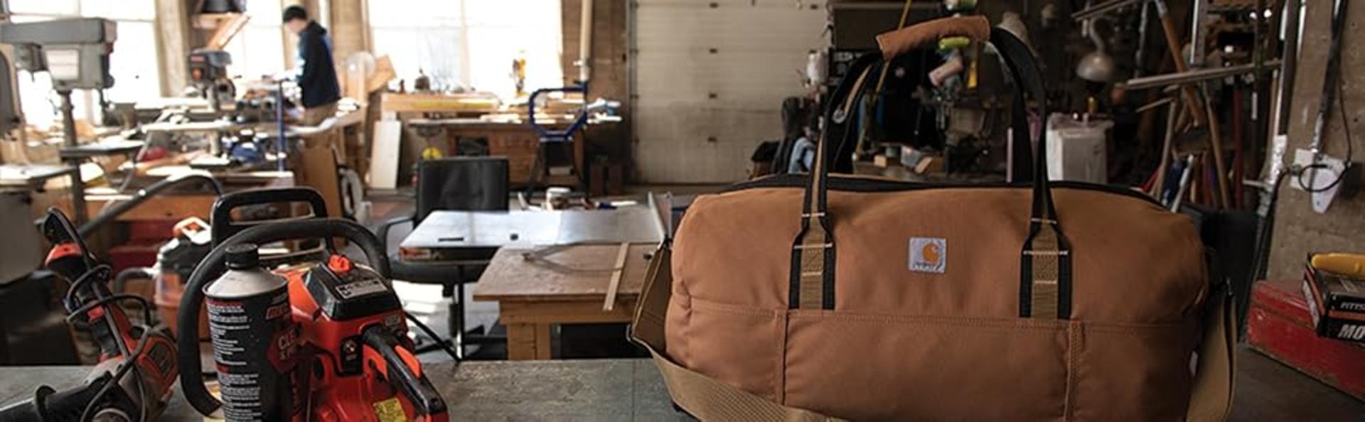 Heavy-Duty Classic Duffel Bag for Jobsite, Gym & Travel - 35L TSA-Friendly detail 2