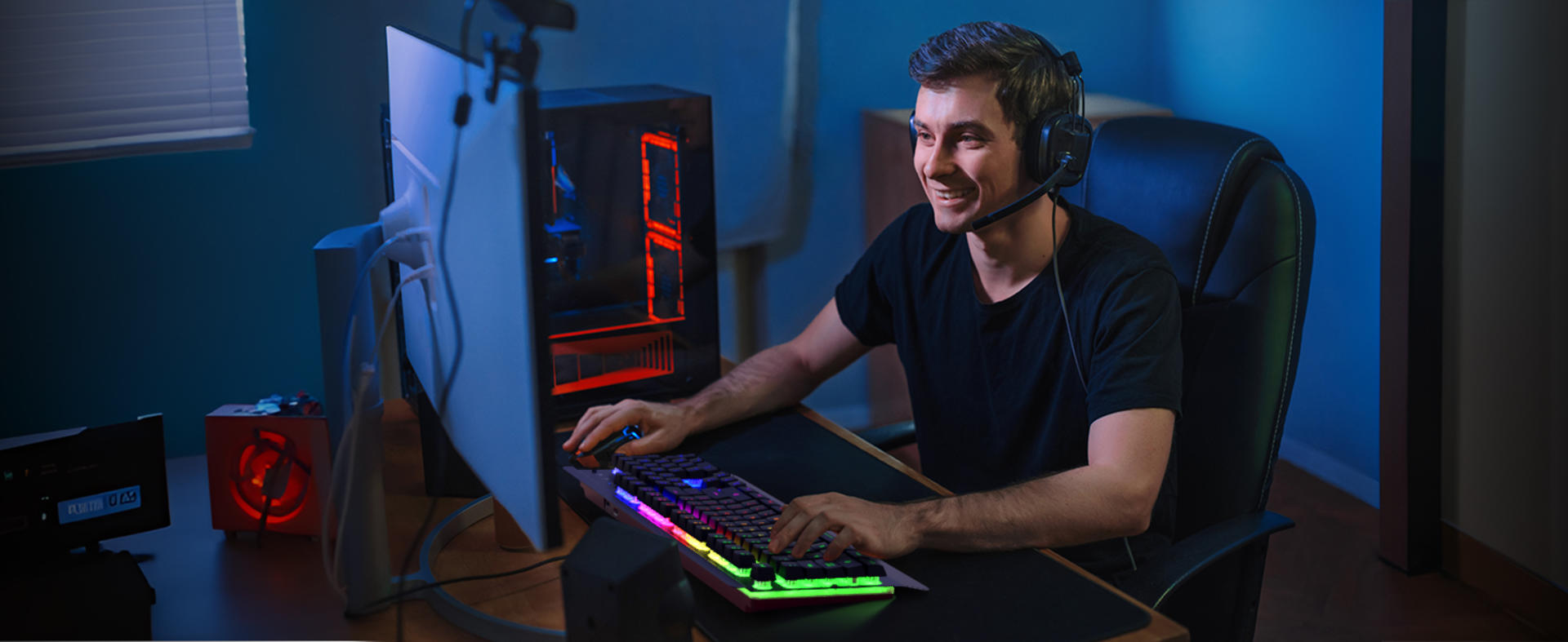 Drahtloses Gaming-Keyboard & Maus-Set mit Metallplatte, 7-Farben-Hintergrundbeleuchtung & wiederaufladbarem Akku detail 9