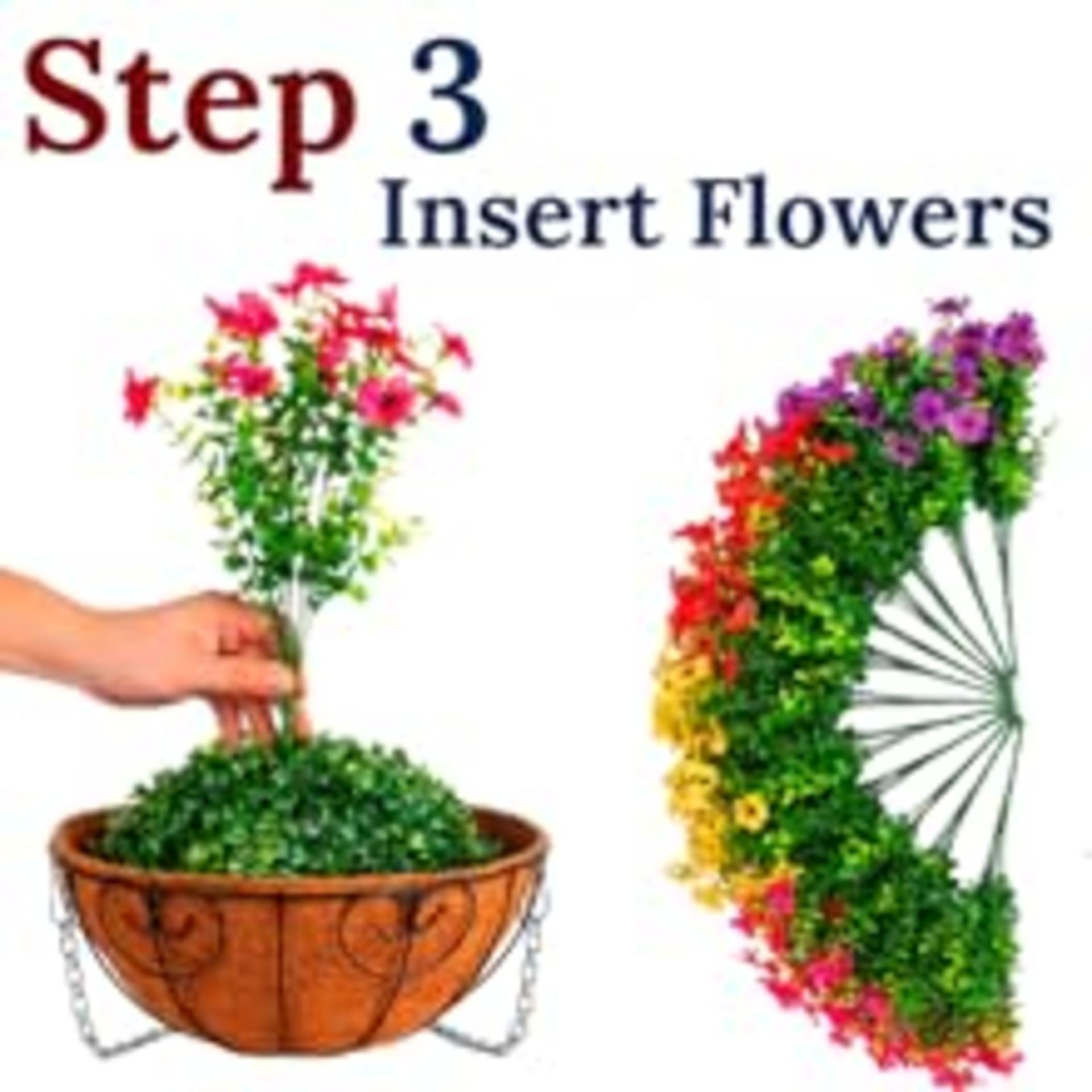 Artificial Hanging Flower Basket with UV Resistant Silk Daisies and Eucalyptus for Outdoor Decor detail 6