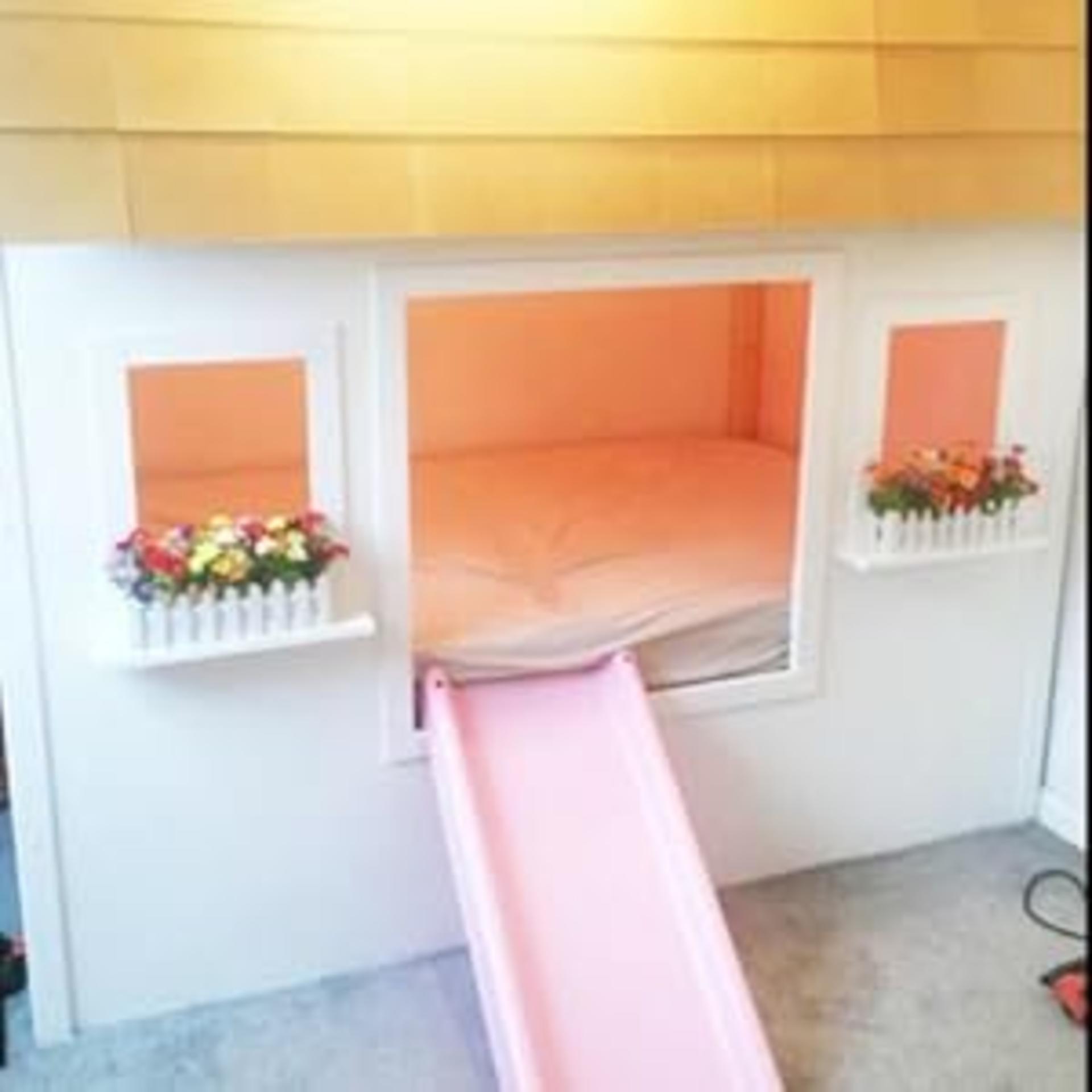 Artificial Daisy Flower Plants in White Picket Fence Pot for Home and Office Decor, 2 Sets detail 9