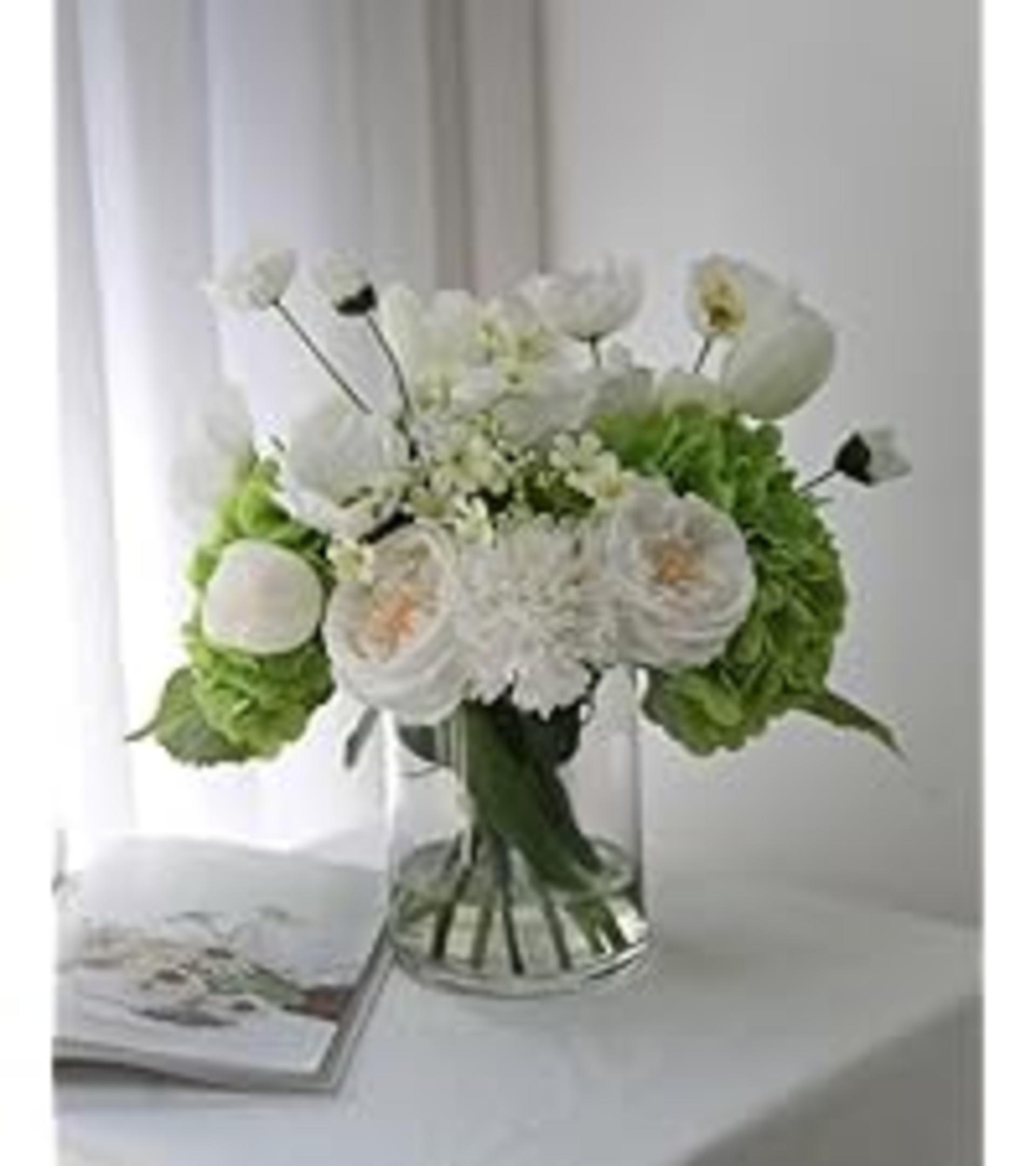 Real Touch Artificial White Hydrangea in Vase, Lifelike Silk Flowers Centerpiece for Home Decor detail 8