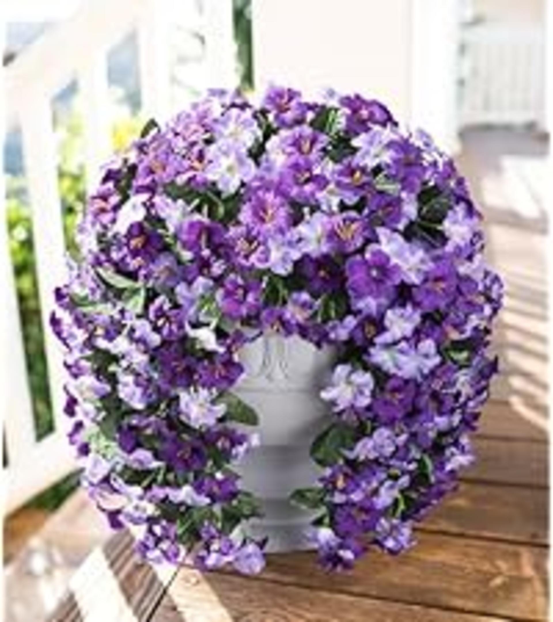 12 Bundles Artificial Daisy Flowers with Eucalyptus Leaves for Outdoor Indoor Garden Decor detail 9