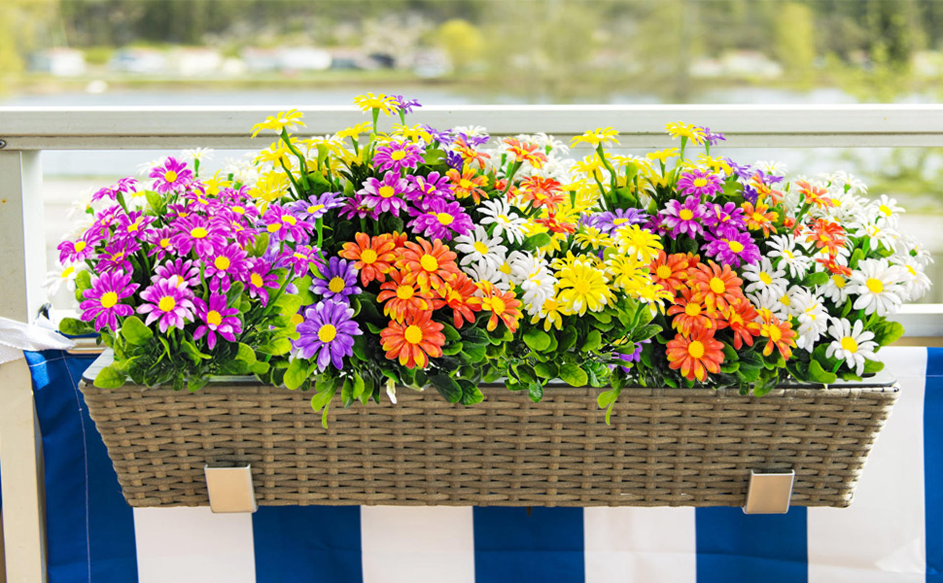 10 Bundles Artificial Daisy Flowers, UV Resistant Outdoor Fake Plants for Garden Window Box Decor detail 2