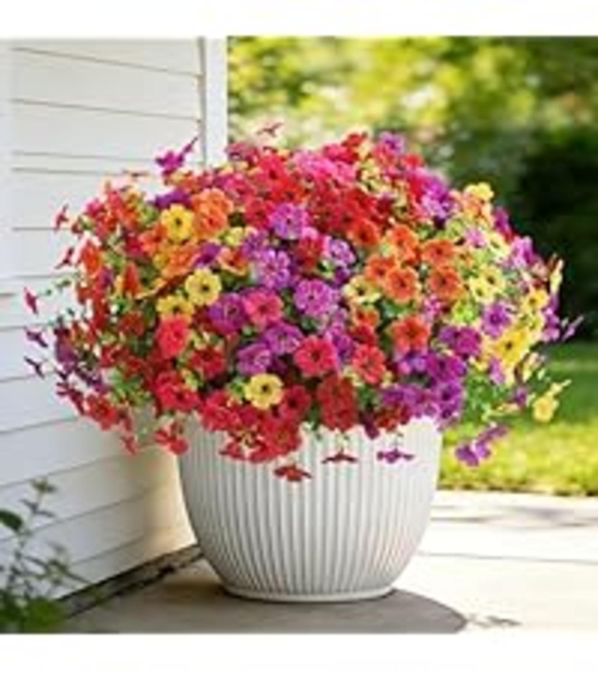 12 Bundles Artificial Flowers for Outdoors, UV Resistant Silk Daisy Faux Plants for Garden Porch detail 9
