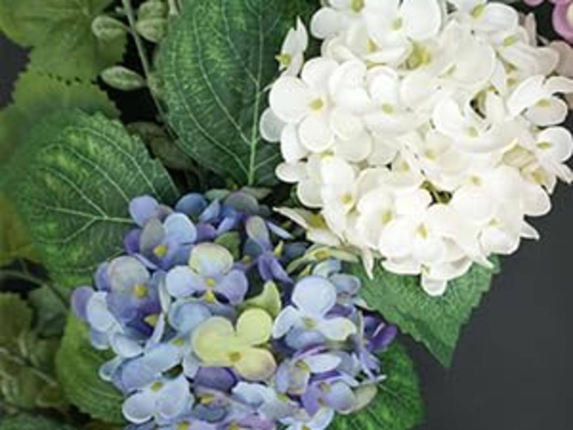 20 Inch Artificial Hydrangea Wreath for Front Door, Spring Summer Floral Decor for Porch and Wall detail 5