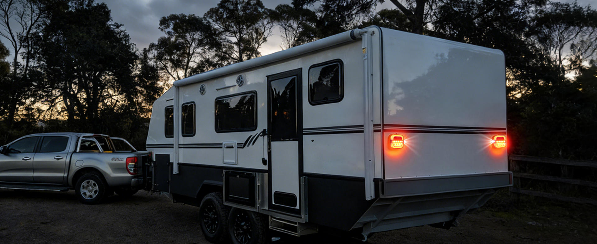Wireless Trailer Lights, Magnetic LED Towing Light Kit with 2 Mounting Options for Trucks, Boat, RV detail 3