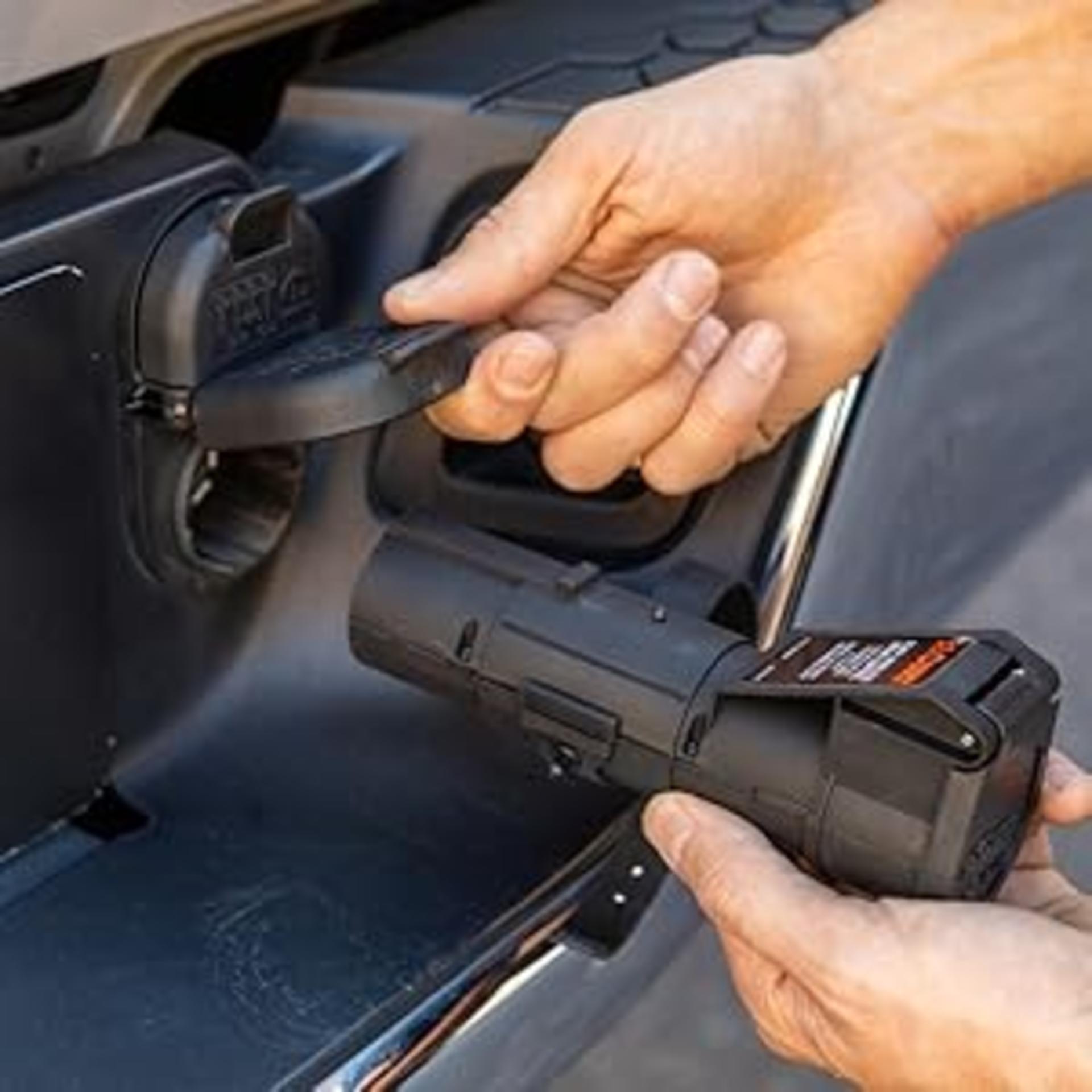 Mobile Electric Trailer Brake Controller with Bluetooth Smartphone Connection detail 2