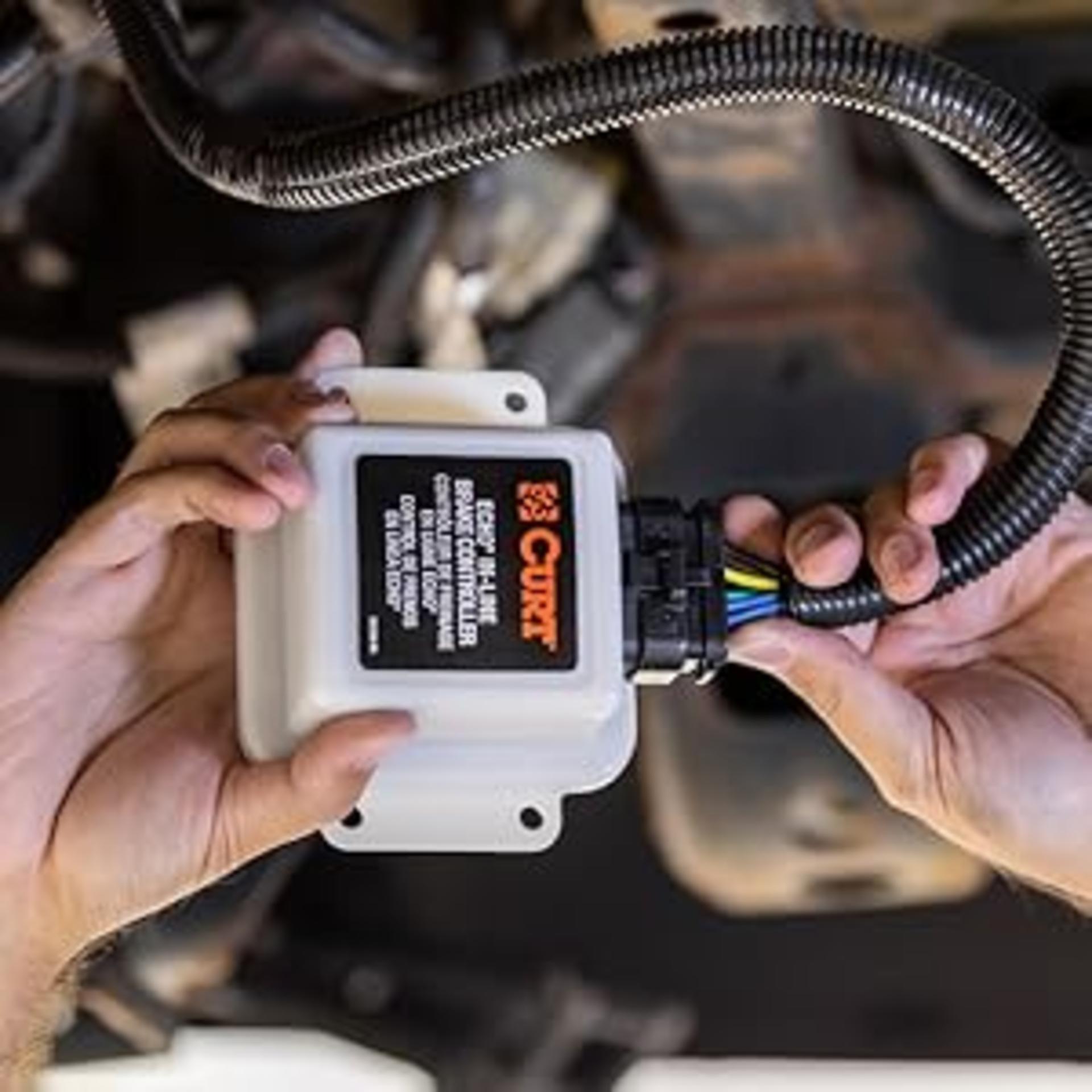 Mobile Electric Trailer Brake Controller with Bluetooth Smartphone Connection detail 4