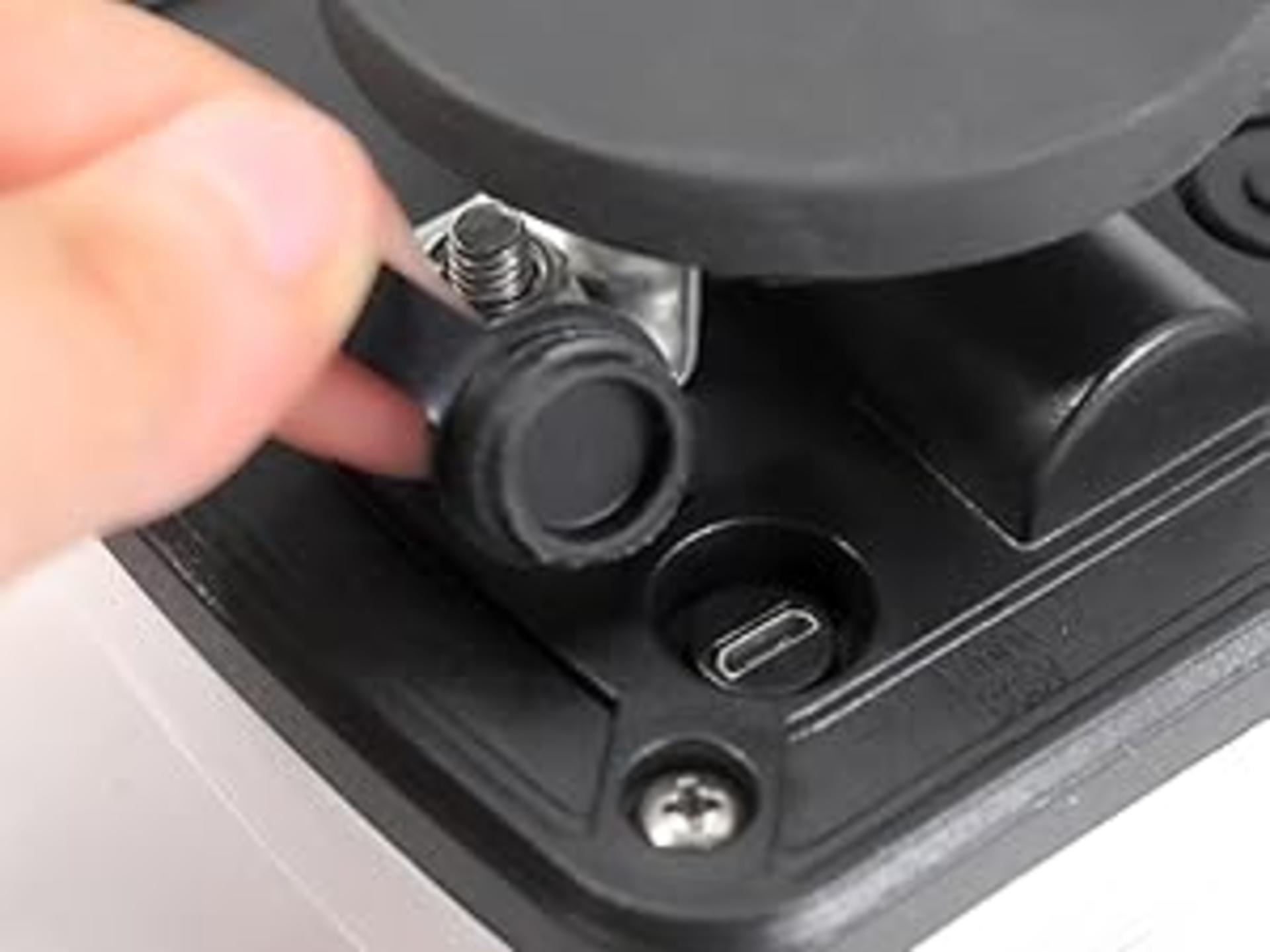 Magnetic Wireless Trailer Lights, Rechargeable LED Towing Light Kit for RV Camper Boat detail 7