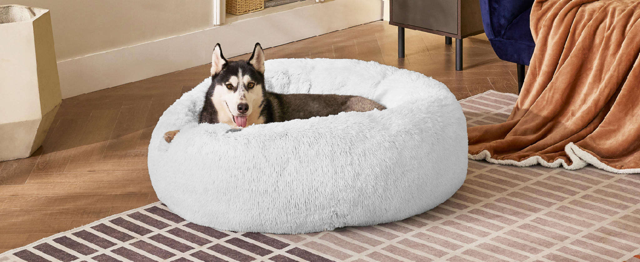 Anti-Slip Base, Plush Faux Fur, Fits up to 45 lbs - OEKO-TEX Certified image 14