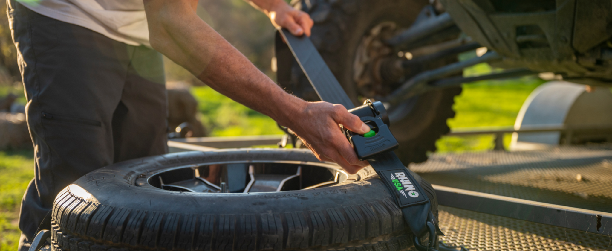 4-Pack Retractable Ratchet Straps - 2" x 10' Heavy Duty Auto Retracting Tie Downs (3,033lb Strength) image 10