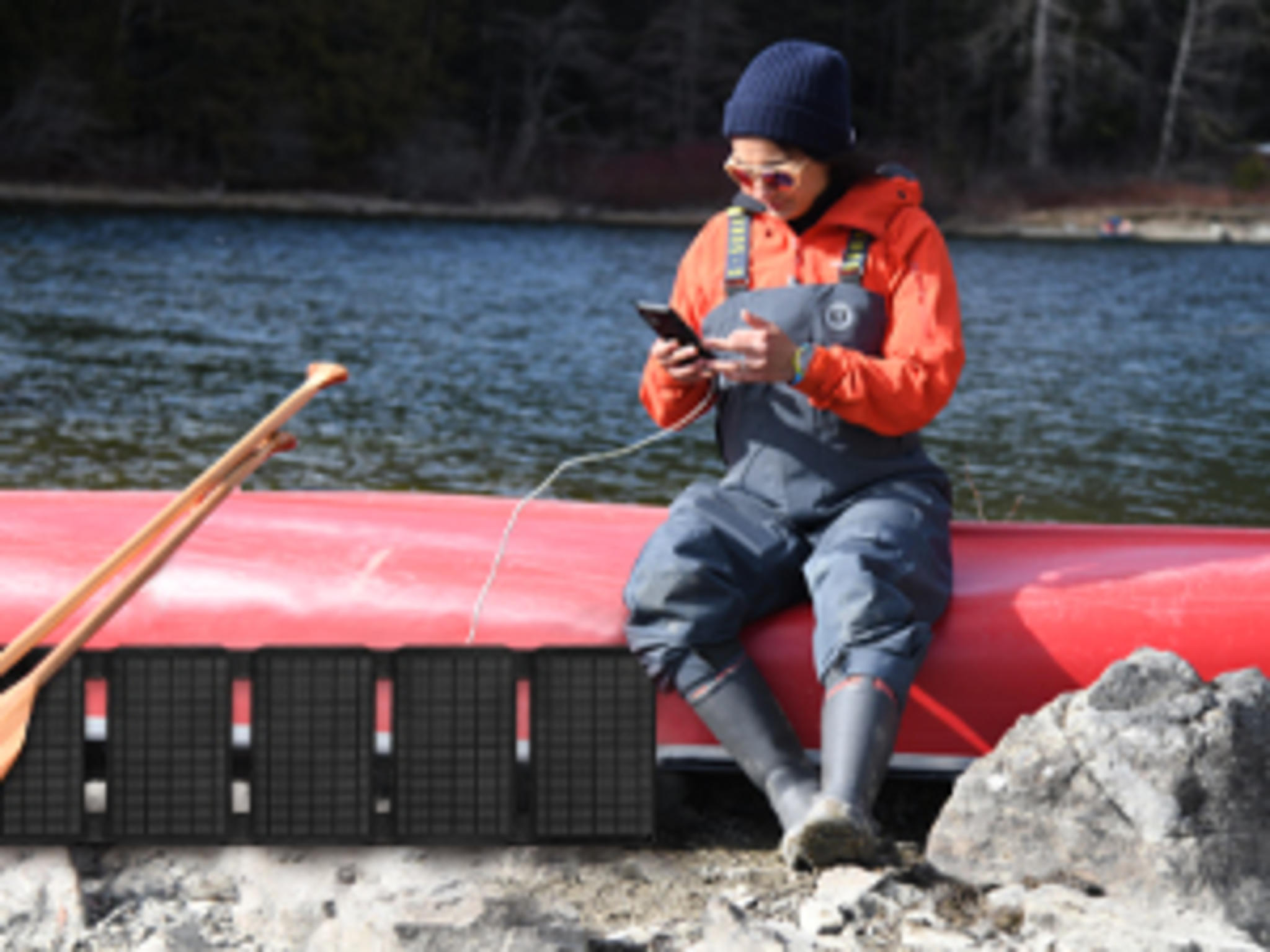 40W Foldable Solar Panel Charger with USB-C & USB-A Outputs image 12