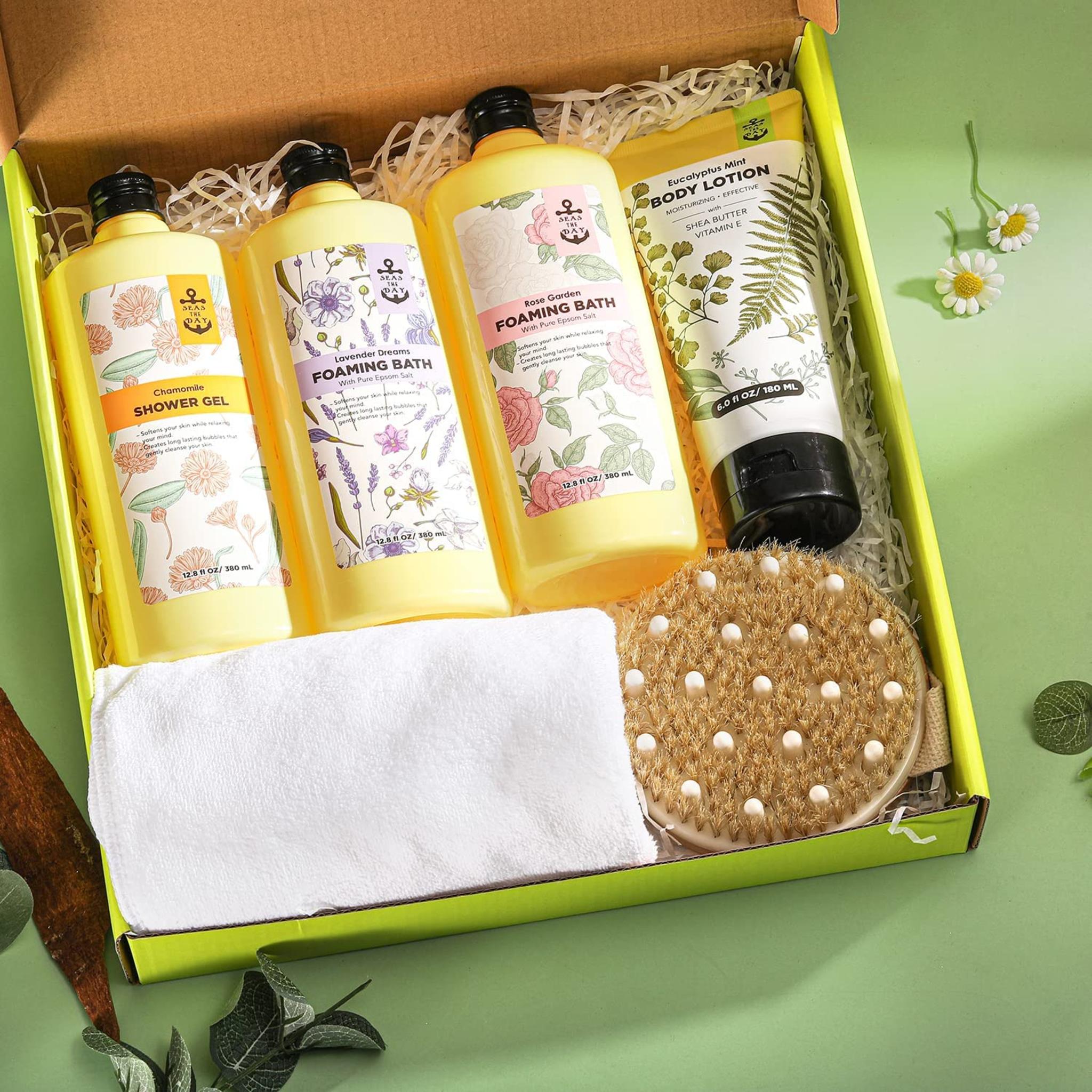 6-Piece Spa Gift Basket for Women - Relaxing Lavender Rose Chamomile Eucalyptus Bath Set