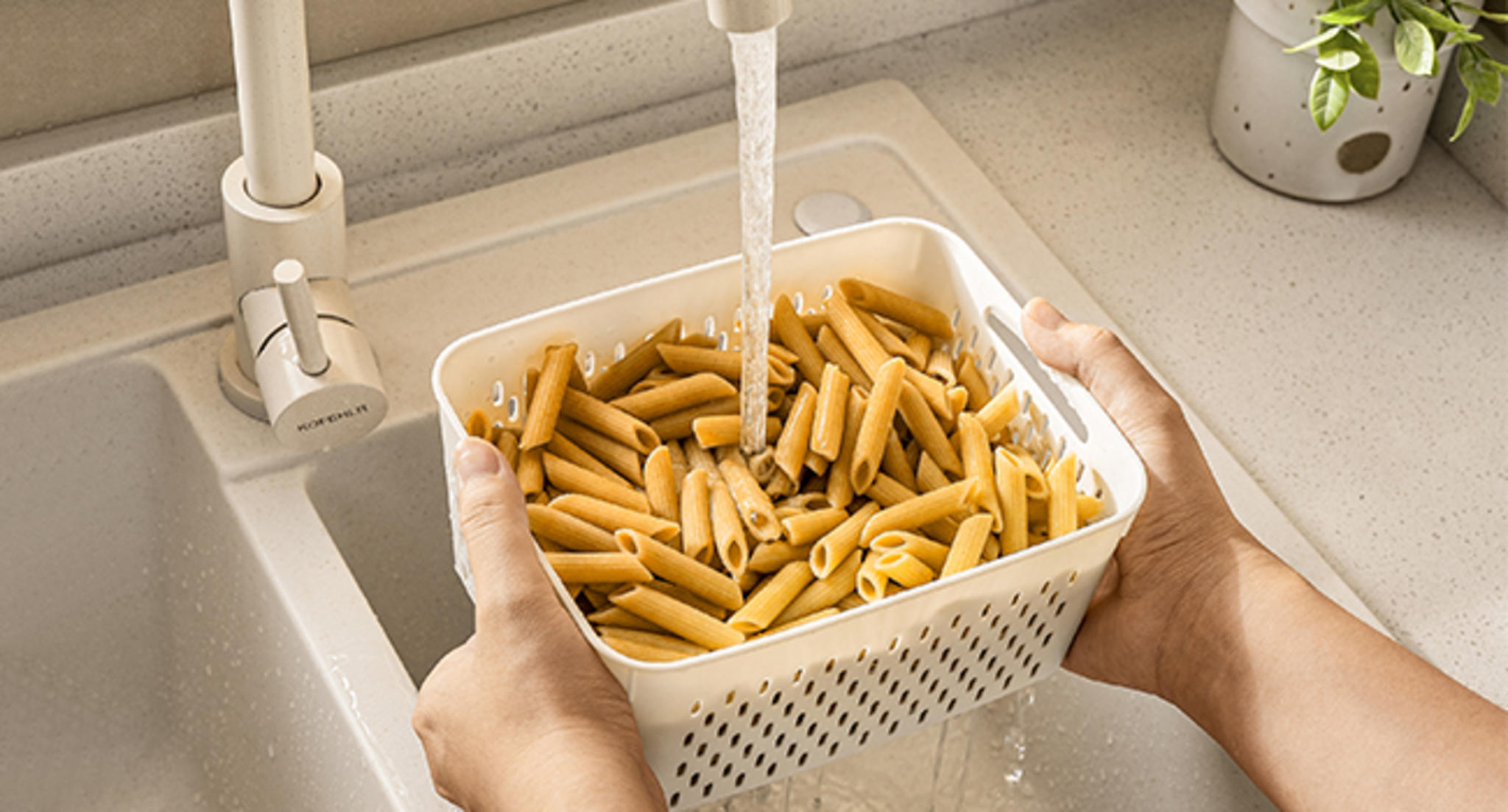 5-Pack Leakproof Fruit Containers for Fridge with Removable Colanders, BPA-Free Produce Savers image 18