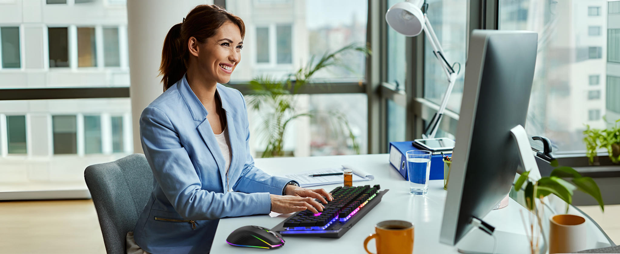 Wireless Gaming Keyboard and Mouse Combo with Metal Panel & 7-Color Backlit image 17