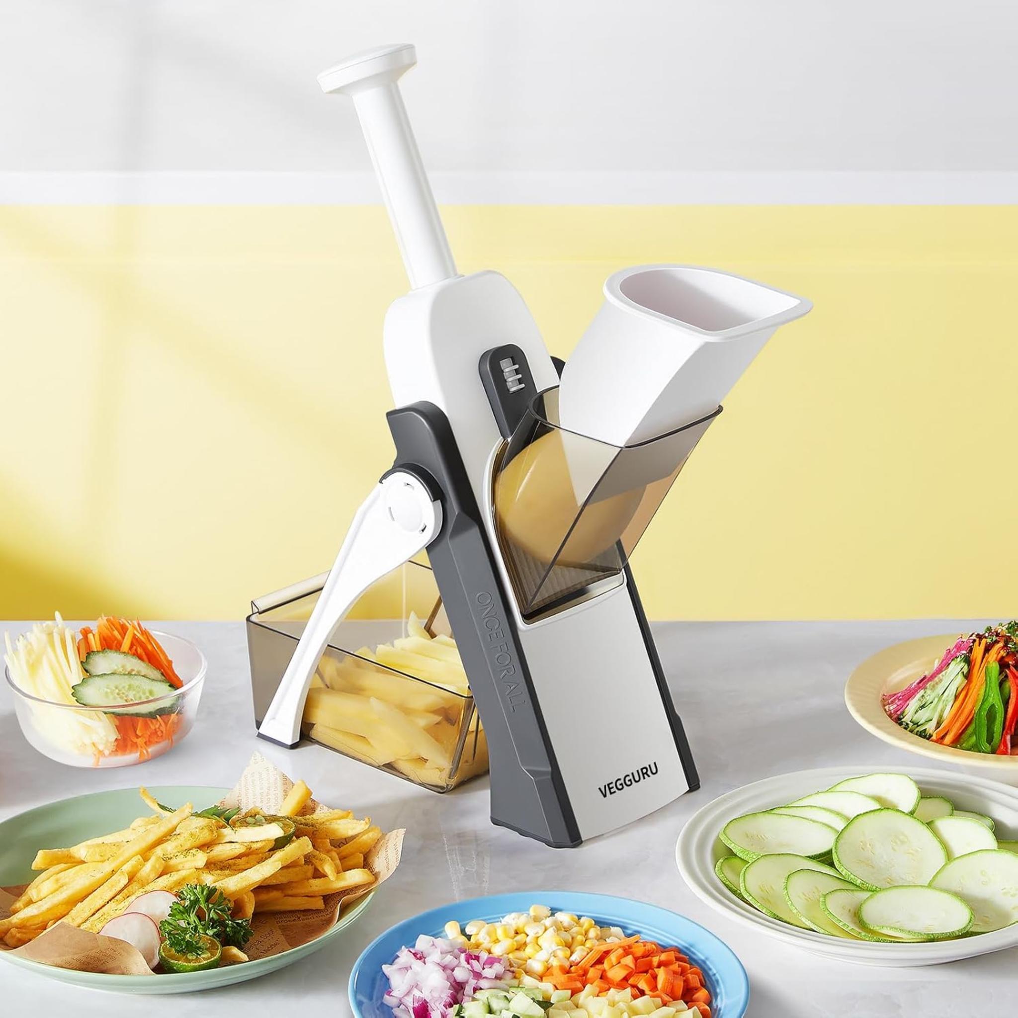 Safe Mandoline Vegetable Chopper with Adjustable Thickness, Multifunctional Food Slicer and Dicer