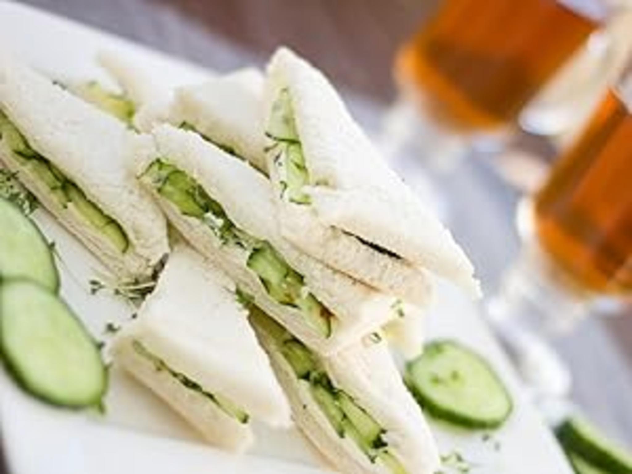 Safe Mandoline Vegetable Chopper with Adjustable Thickness, Multifunctional Food Slicer and Dicer image 9