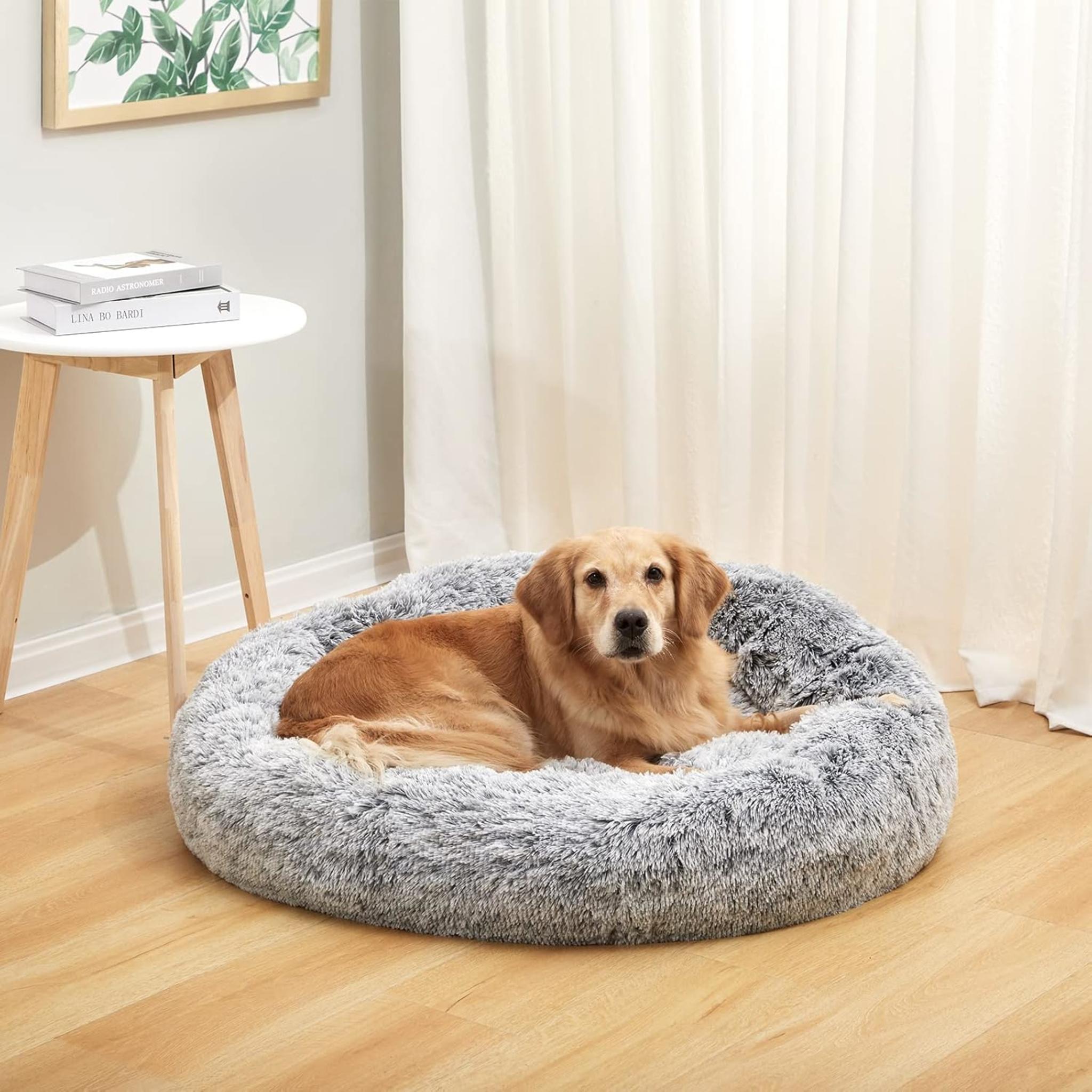 Calming Donut Dog Bed, 36-Inch Round Fluffy Plush Bed for Large Dogs, Anti-Anxiety & Washable