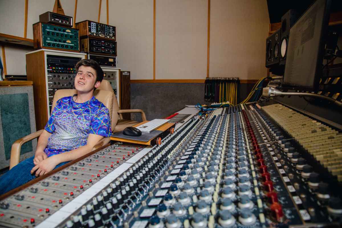David D'Angelo's piano studio background