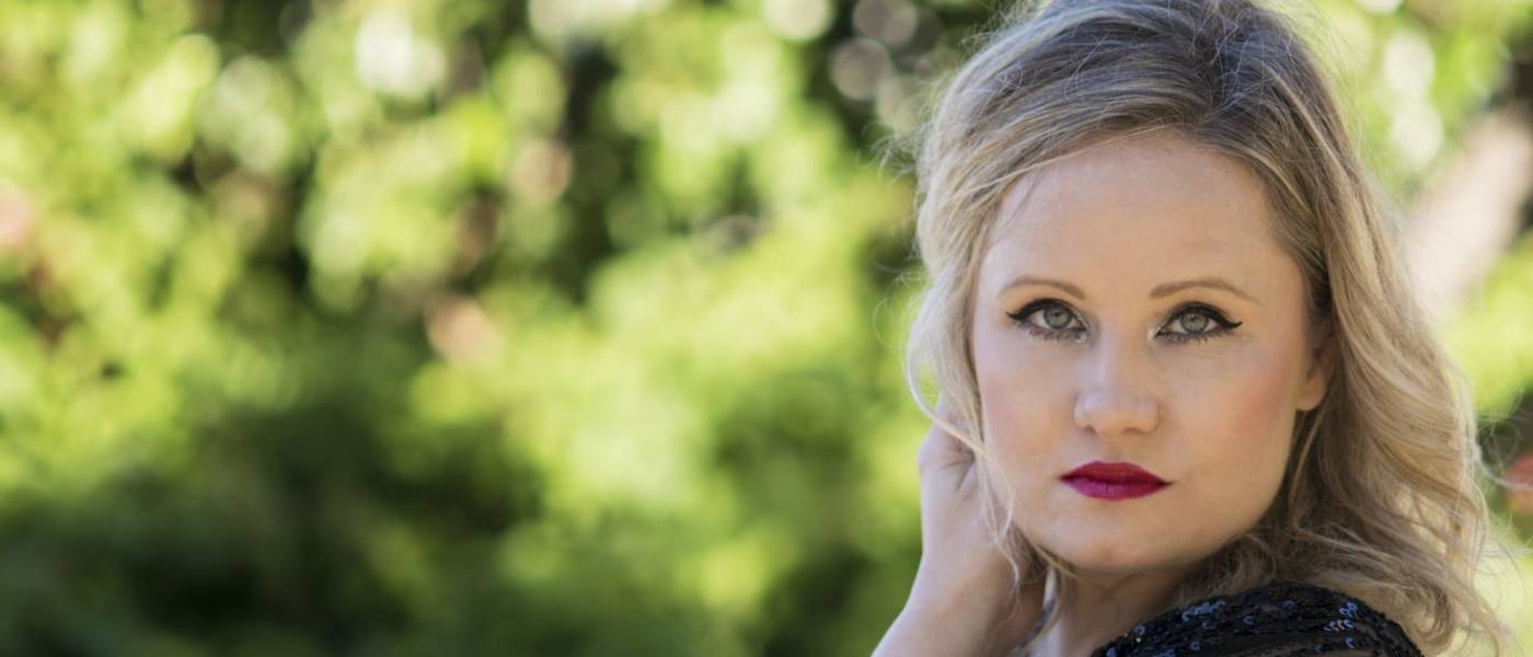 Emma Ejwertz's Piano Studio