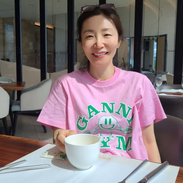 Su Hyun Lee