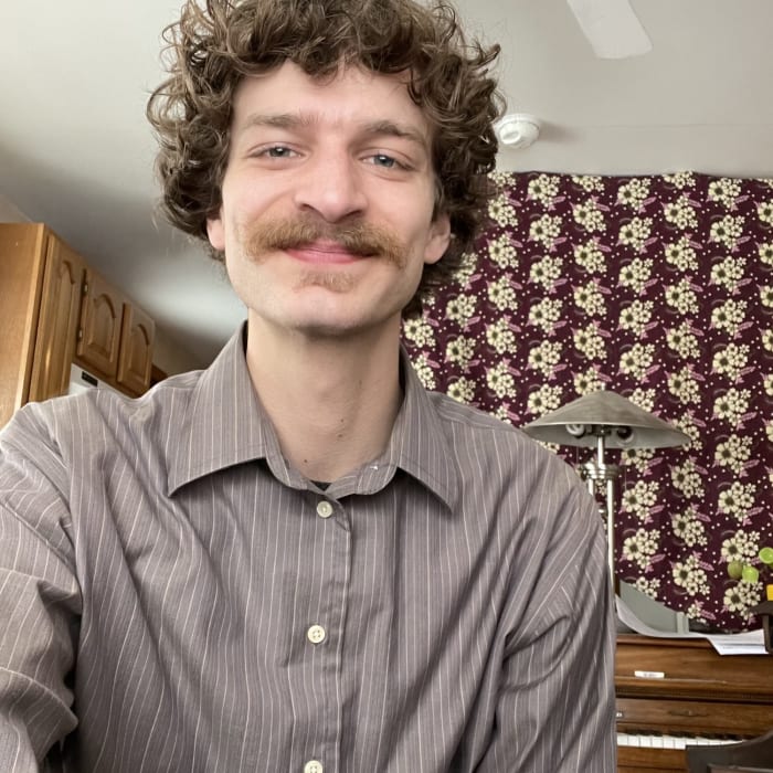 Caleb Schmale - Piano Teacher