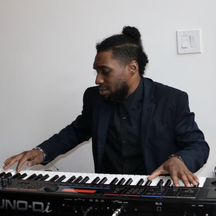 Shomari Chinnery - Piano Teacher