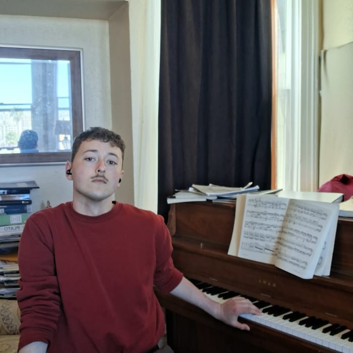 Daniel Zarb-Cousin - Piano Teacher