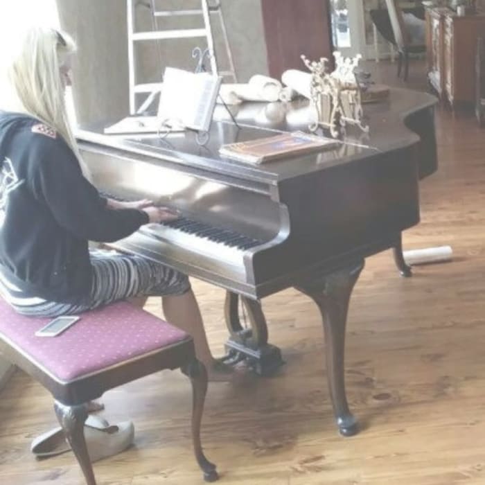 Angela Collier - Piano Teacher