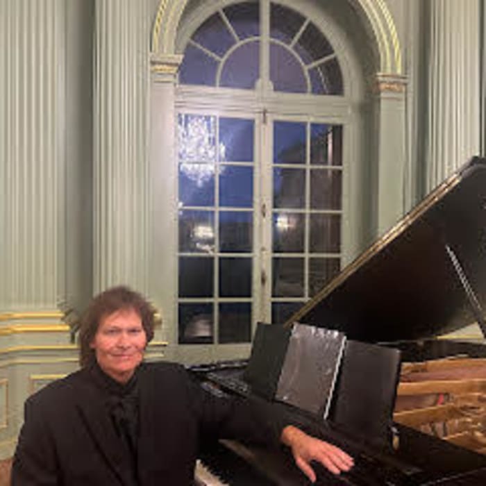 Stephen Zimmer - Piano Teacher