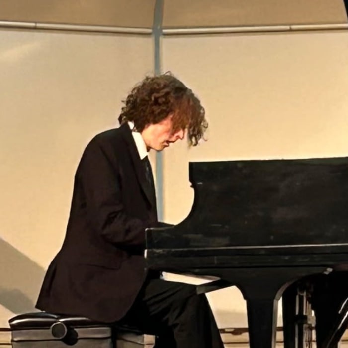 Oscar Bernfield - Piano Teacher