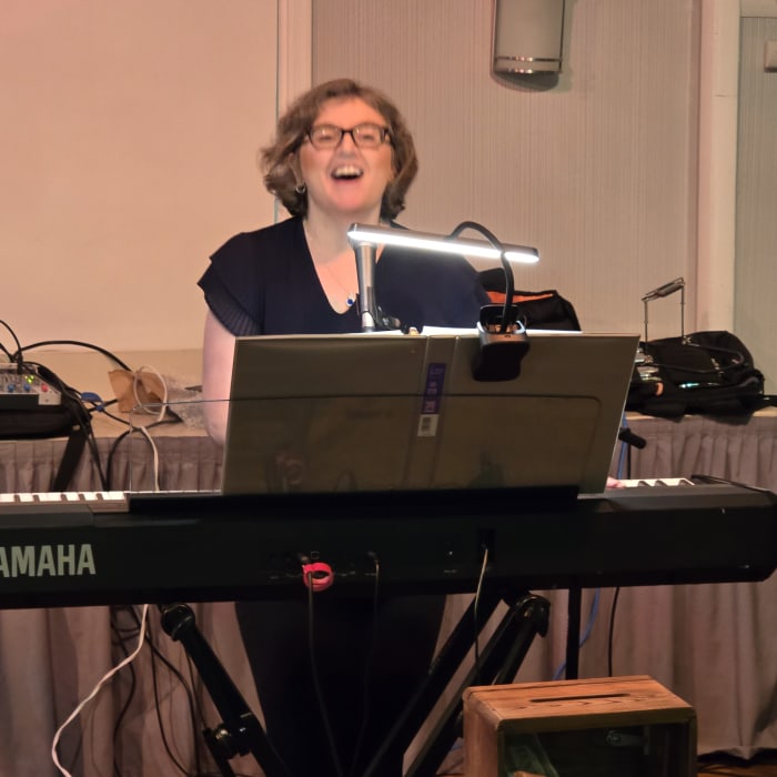 Leanne Bourgeois - Piano Teacher