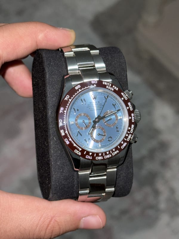 Watch 183