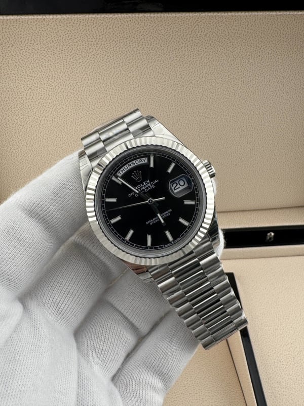 Watch 132