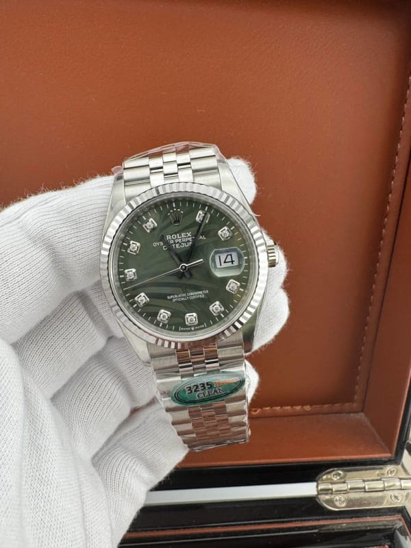 Watch 136