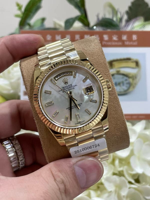 Watch 172