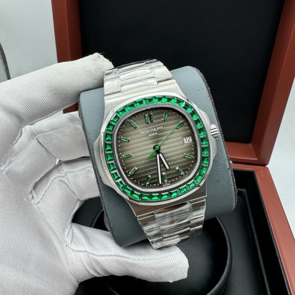 Watch 16