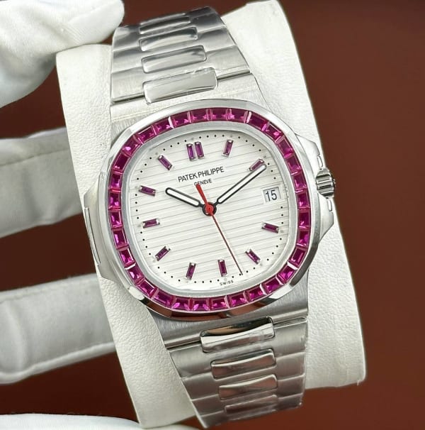 Watch 9