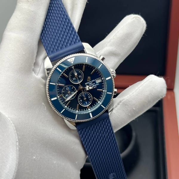 Watch 8