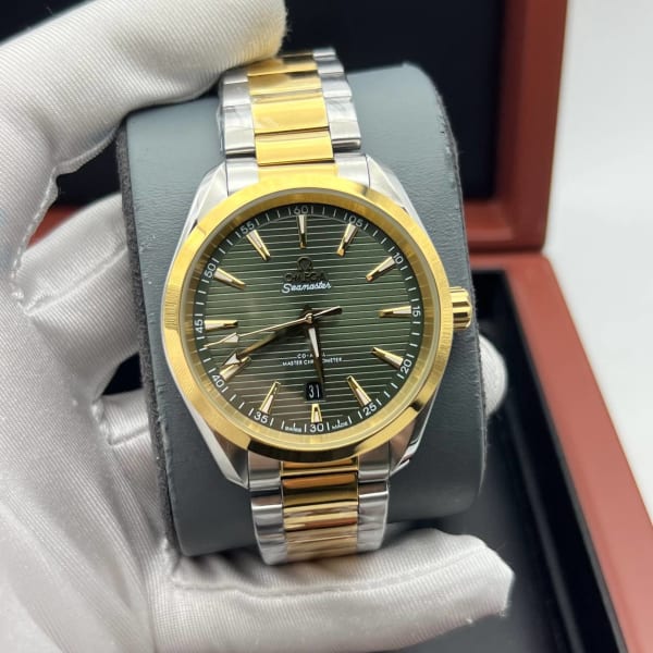 Watch 22