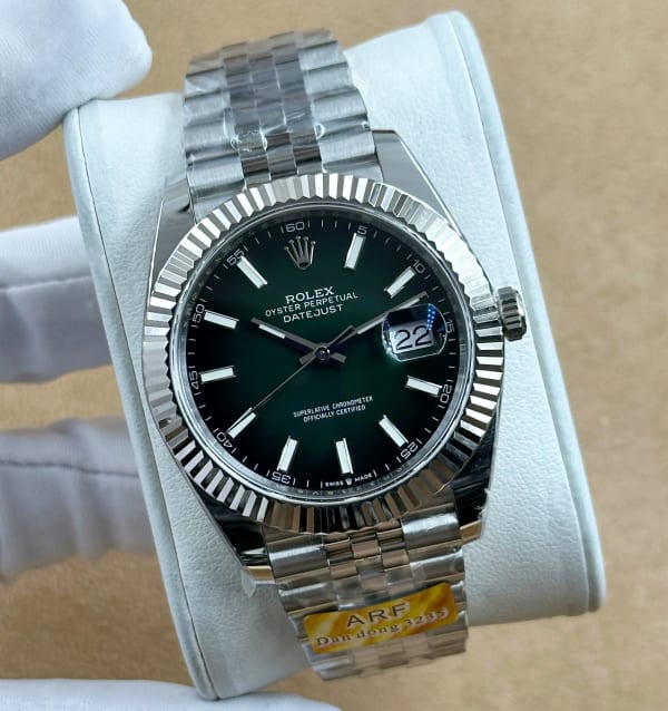 Watch 7