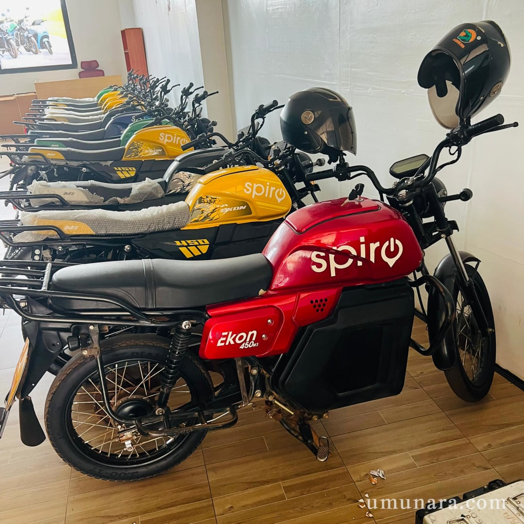 0788227168 WhatsApp or call  Mfite amoko atandukanye ya moto ngurisha