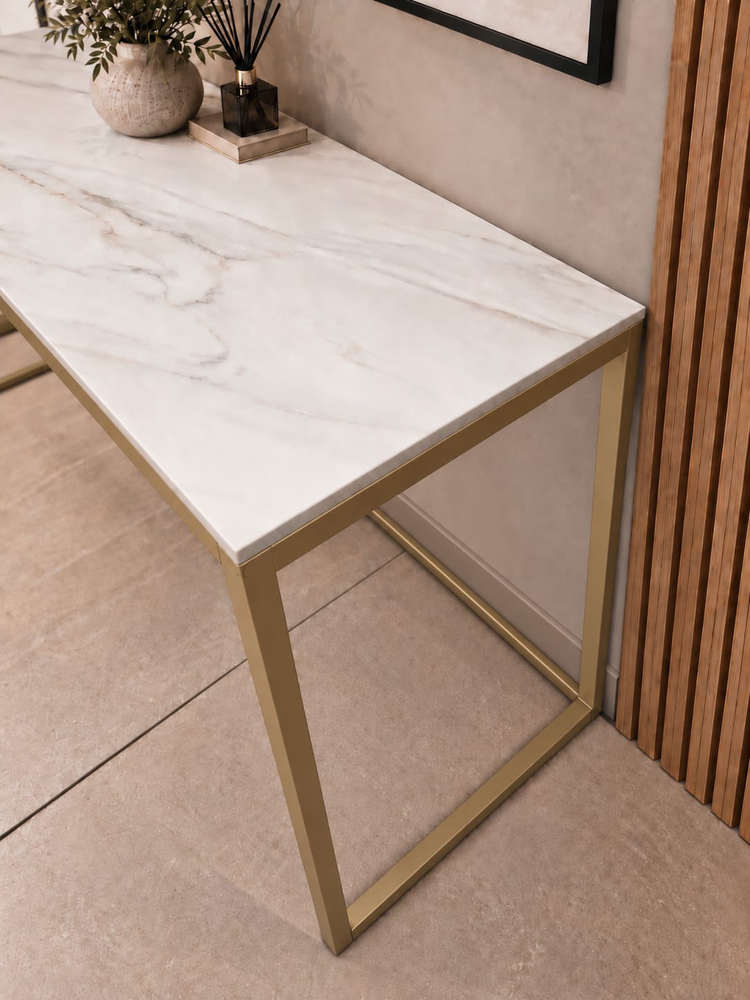 KONSOLA Z BLATEM ZE SPIEKU KWARCOWEGO HORIZON/GOLD 140x38x77,2 cm