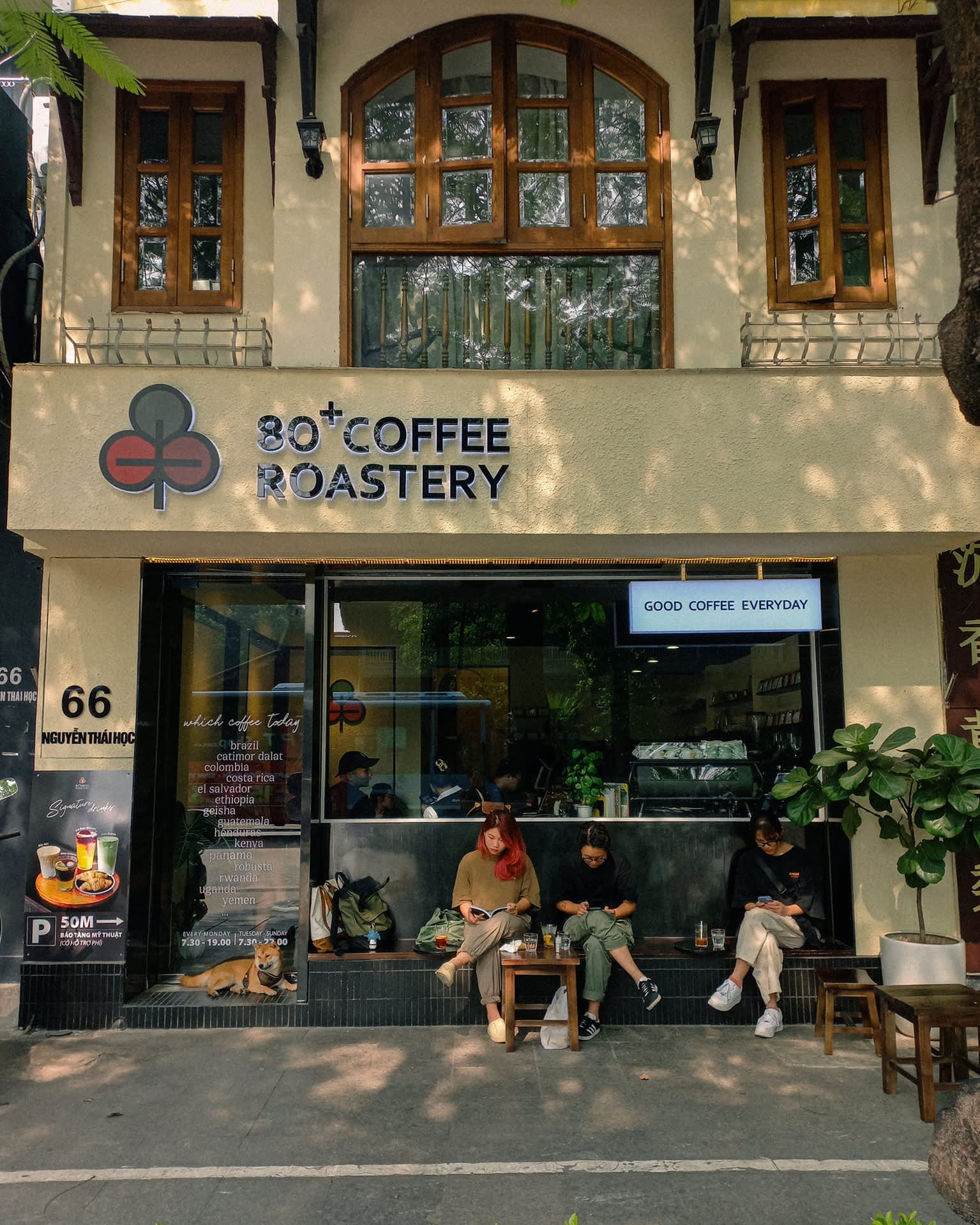 80+ Coffee Roastery 