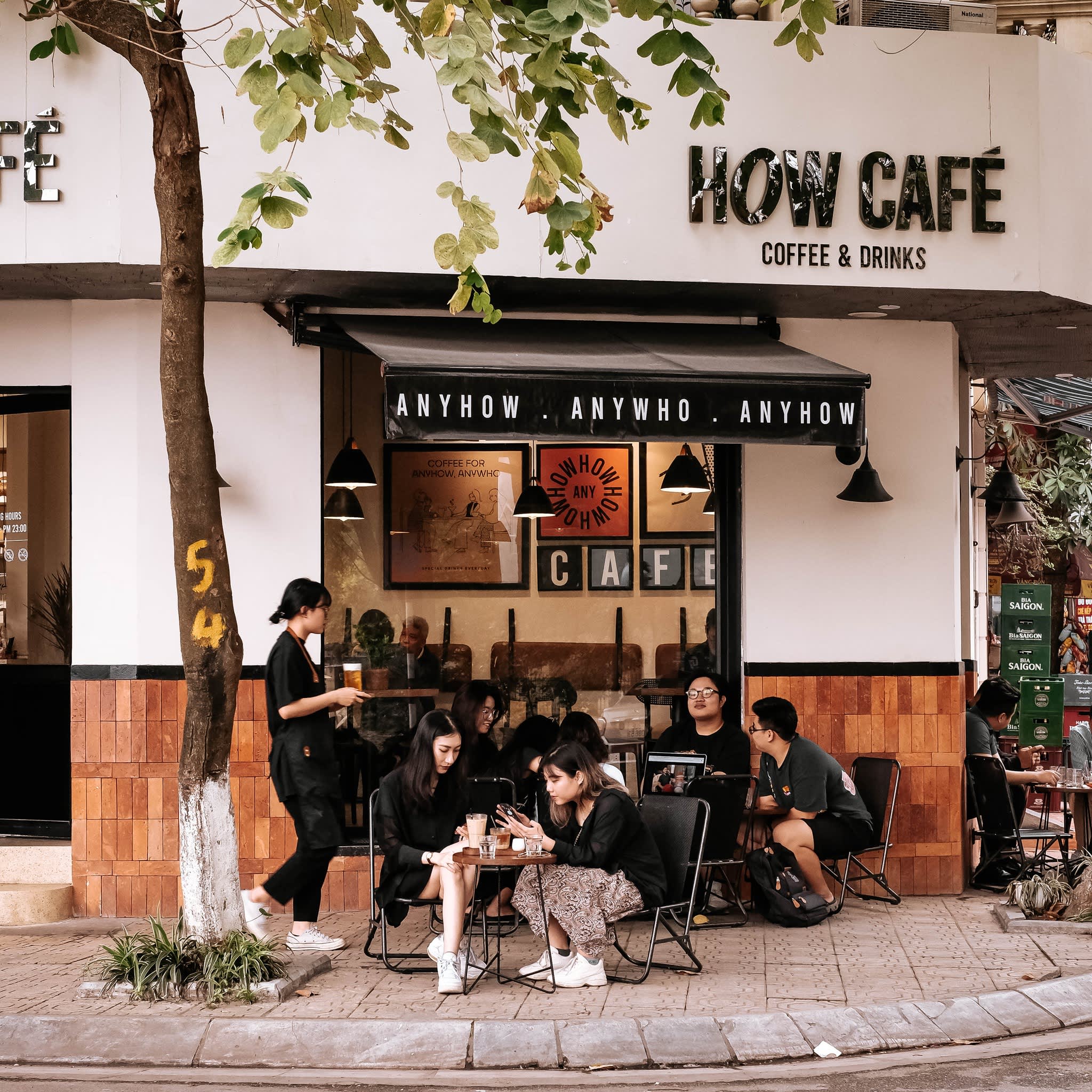 How Cafe • Trần Vũ